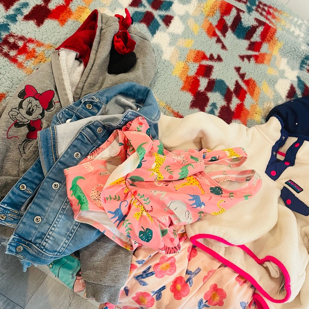 Little girl lot - dresses, swimsuits, backpack, hat, fleece.